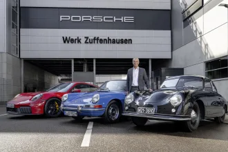 On 6 April 1950, the first Porsche 356 vehicles manufactured in Germany rolled off the production line. Here: Albrecht Reimold, Member of the Executive Board for Production and Logistics at Porsche AG.