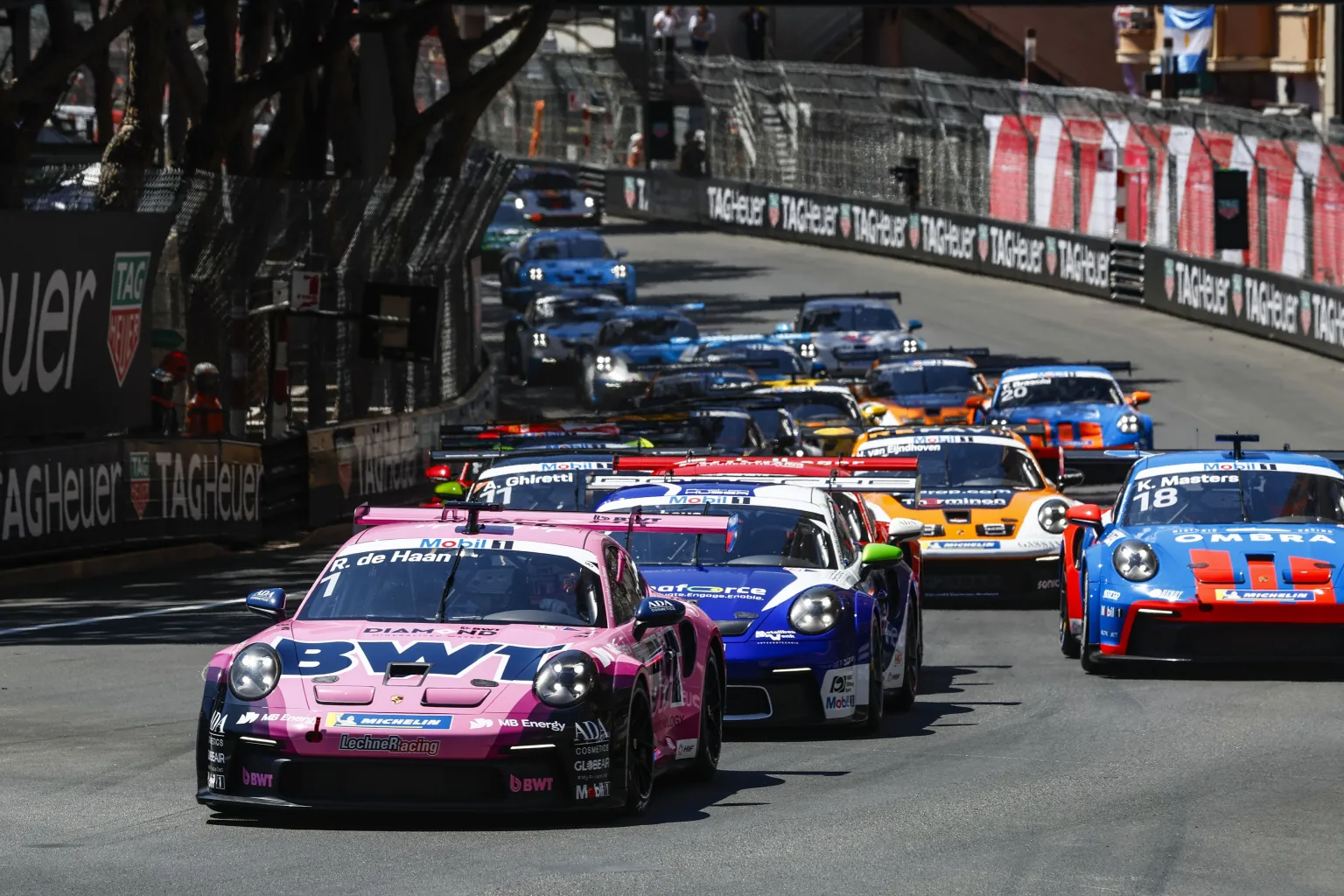 Porsche 911 GT3 Cup, Robert de Haan (NLD), BWT Lechner Racing (#1), Porsche Mobil 1 Supercup 2025, Monte-Carlo (MCO), Start