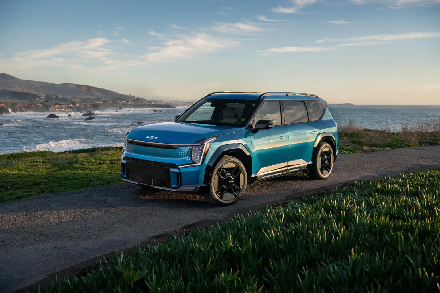 Kia’s all electric three-row SUV - EV9 has been recognized as winner of the World’s Best Car for 2024 by the Women’s Worldwide Car of the Year (WWCOTY)