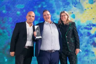 Top Dealer of the Year Award: L – R: Niels Wichmann, Head Volkswagen Passenger Cars, Conrad Gresse of Upington Volkswagen and Martina Biene, Chairperson and Managing Director of Volkswagen Group Africa