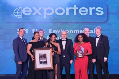 L-R - Albert Brand, Reabetsoe Kgoedi, Mark Morgutti (SJM Flex Environmental award), Ntsapokazi Ningiza, Ulrich Schwabe, Dr Mthunzikazi Ngqongwa, Nick Chapman, Quintin Levey (Exporters EC Chairman)