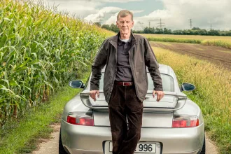 Walter Röhrl, Porsche Brand Ambassador, 911 GT3 (996), 2024, Porsche AG Almost like in old times: Walter Röhrl, who himself was involved in developing the GT3, is still enamored with the car in Arctic Silver Metallic.