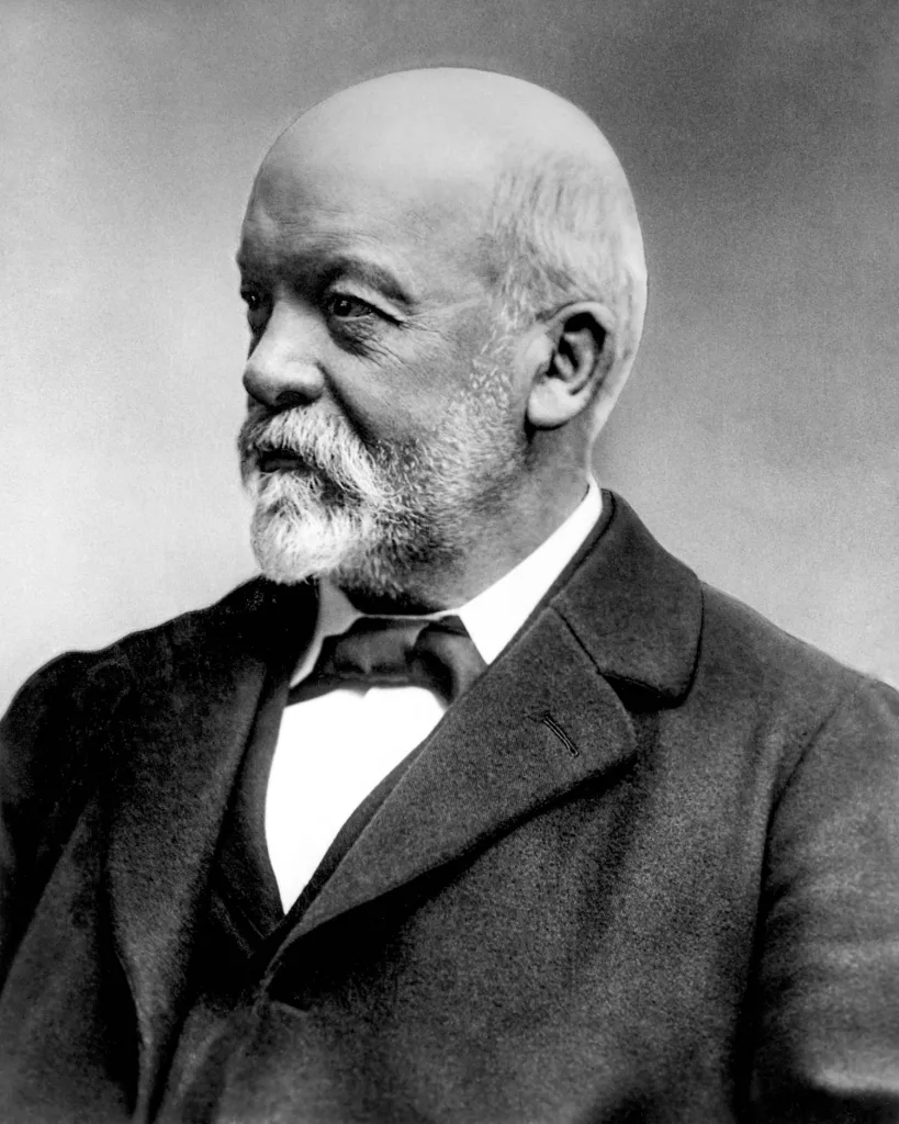 Gottlieb Daimler, portrait taken around 1890. (Photo index number in the Mercedes-Benz Classic Archive: 19779)